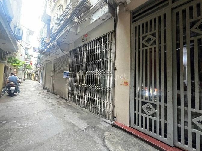 TRUNG TÂM HAI BÀ TRƯNG - SÁT MẶT PHỐ, GẦN Ô TÔ - NGÕ THÔNG RỘNG - GẦN 