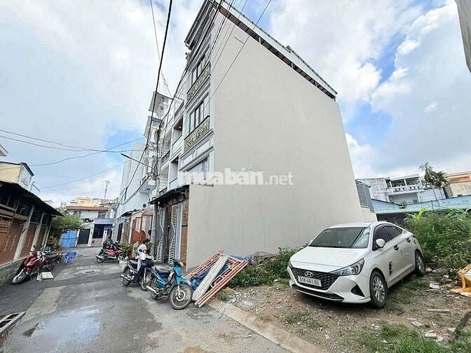 Bán nhà 4 Tầng HXH Ngay Chợ Thủ Đức DT64m(4×16) 4Pn 4Wc Sổ Hoàn Công