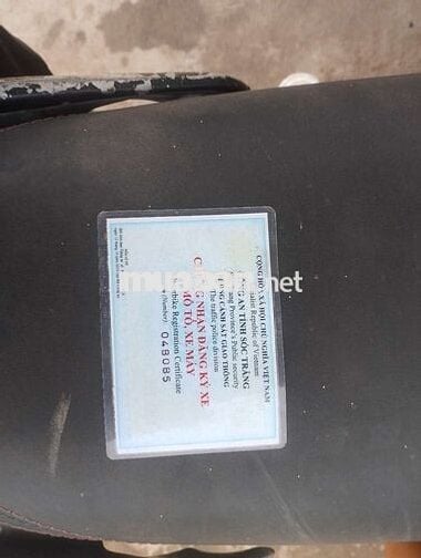 Cần bán gấp xe nhà đang đi