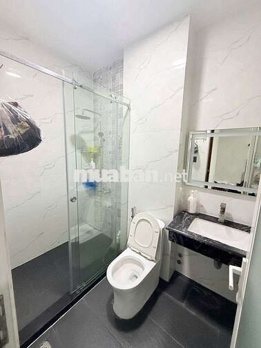 Bán nhà 4 Tầng HXH Ngay Chợ Thủ Đức DT64m(4×16) 4Pn 4Wc Sổ Hoàn Công