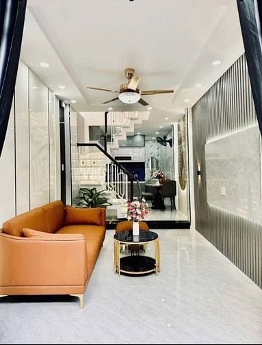 Kẹt tiền bán gấp nhà Vườn Lài. An Phú Đông. Quận 12. Giá 2 tỷ 850.