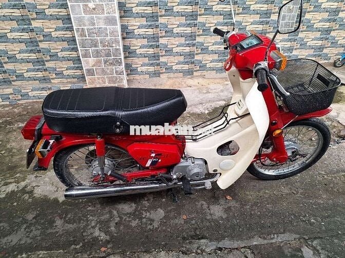 Honda DM màu Đỏ, Trắng