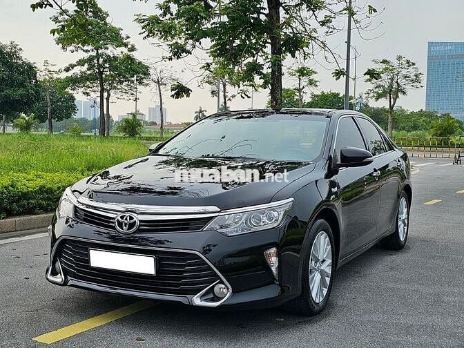 Toyota Camry 2019 bản 2.0E - 75,000 km siêu cọp.