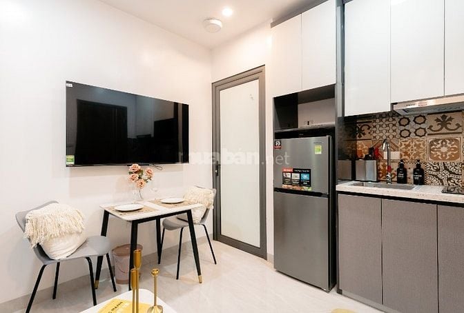 Chính chủ bán nhà Vũ Ngọc Phan, đường ô tô 2 mặt tiền 5m nhà 8 tầng