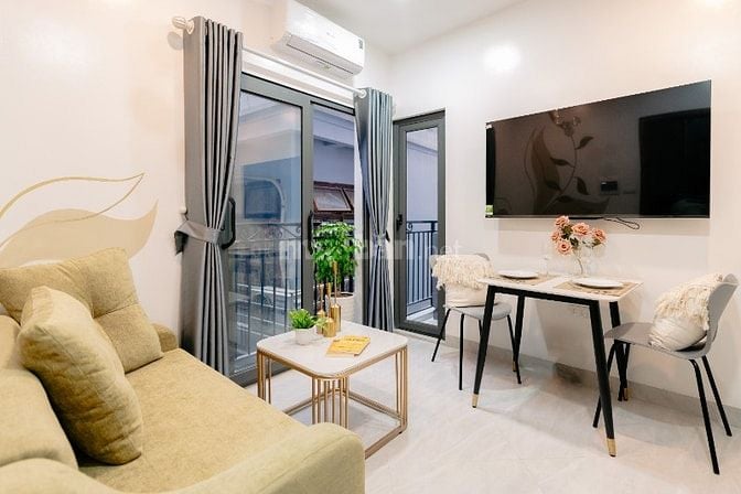 Chính chủ bán nhà Vũ Ngọc Phan, đường ô tô 2 mặt tiền 5m nhà 8 tầng