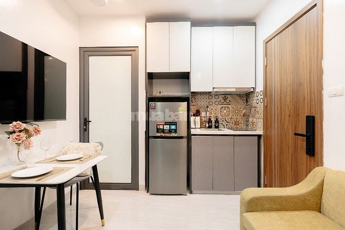 Chính chủ bán nhà Vũ Ngọc Phan, đường ô tô 2 mặt tiền 5m nhà 8 tầng