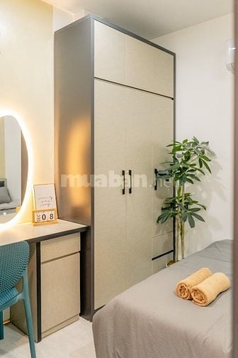 Chính chủ bán nhà Vũ Ngọc Phan, đường ô tô 2 mặt tiền 5m nhà 8 tầng