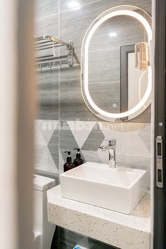 Chính chủ bán nhà Vũ Ngọc Phan, đường ô tô 2 mặt tiền 5m nhà 8 tầng