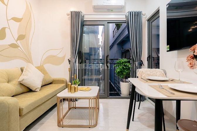 Chính chủ bán nhà Vũ Ngọc Phan, đường ô tô 2 mặt tiền 5m nhà 8 tầng