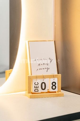 Chính chủ bán nhà Vũ Ngọc Phan, đường ô tô 2 mặt tiền 5m nhà 8 tầng