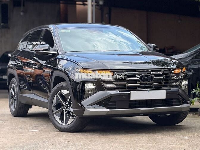 Hyundai Tucson 2025  - 4000 km zin cứng