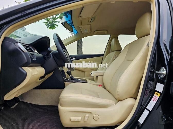 Toyota Camry 2019 bản 2.0E - 75,000 km siêu cọp.