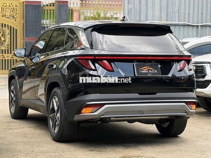 Hyundai Tucson 2025  - 4000 km zin cứng