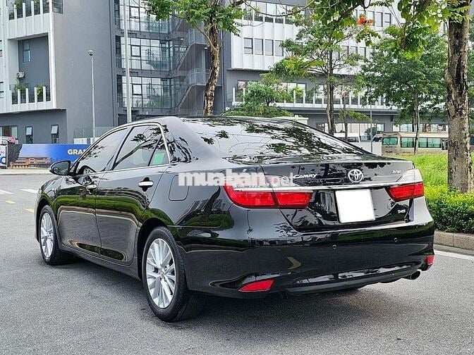 Toyota Camry 2019 bản 2.0E - 75,000 km siêu cọp.