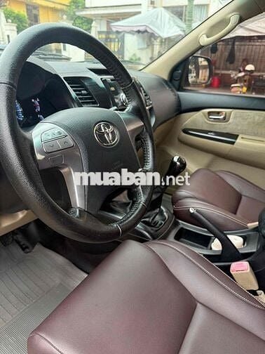 Toyota Fortuner 2016 2.5G - 100000 km