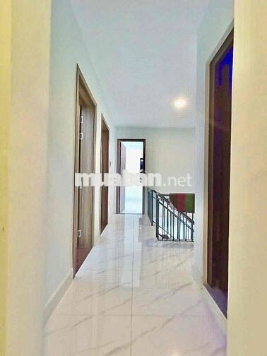 Cho thuê nhà sân vườn (350m2), 6PN, phường Trung Dũng (cũ).