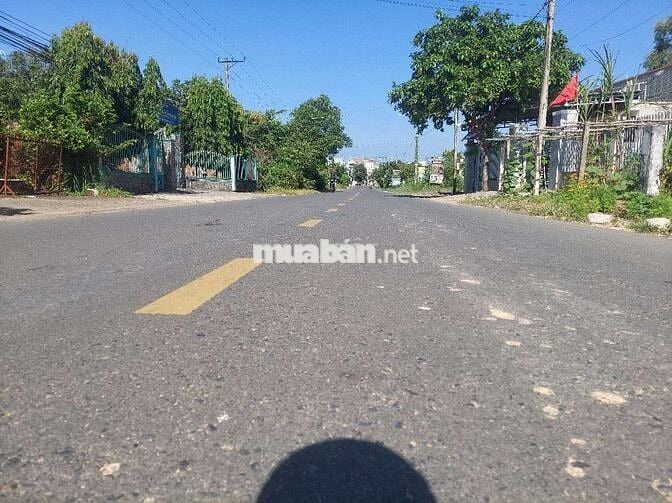 BÁN LÔ ĐẤT MẶT TIỀN ĐƯỜNG SỐ 11 ẤP 1 TÓC TIÊN,