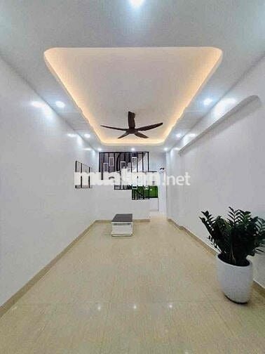 Nhà Nguyên Căn phố Lĩnh Nam 35m x 5 Tầng full nội thất mới đẹp 10tr