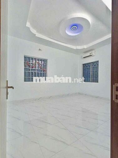 Cho thuê nhà sân vườn (350m2), 6PN, phường Trung Dũng (cũ).