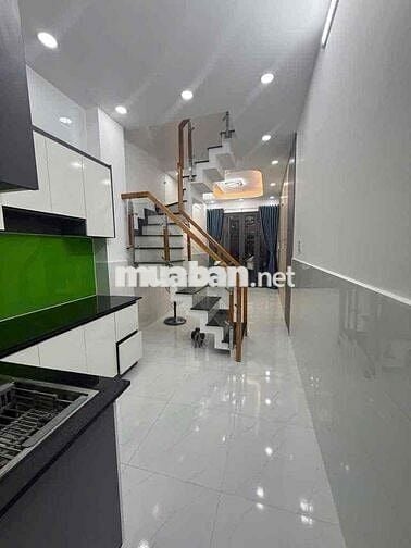 NHÀ HOÀ BÌNH QUẬN TÂN PHÚ GẦN TÔ HIỆU , CHỈ 2.x TỶ