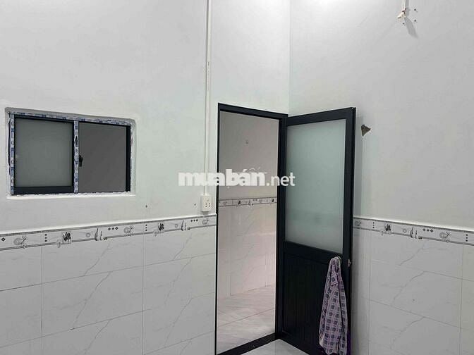 cho thuê nhà cấp 4 mới xây, sạch sẽ. ngay văn miếu trấn biên.