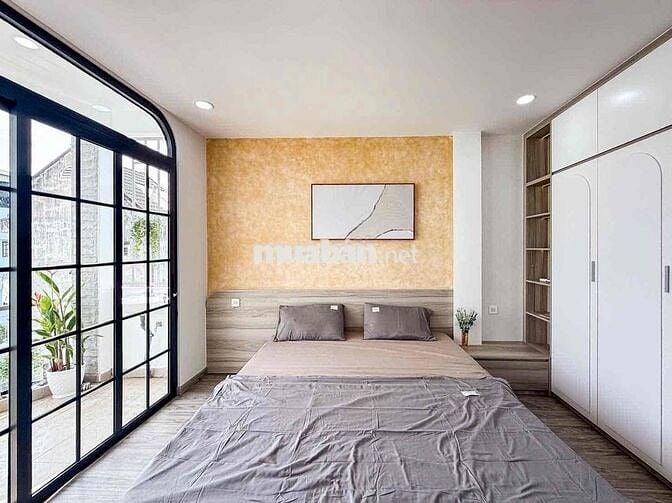 Bán Nhà Cách Mạng Tháng Tám Q10, 50m2(5x10) 5 Tầng, 5PN 5WC Full NT.