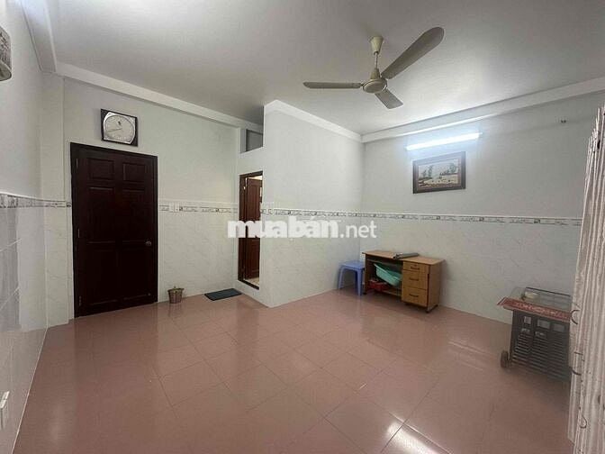 Phòng trọ 25m2 phường 10 q Tân Bình gần trường ĐH Văn Hiến