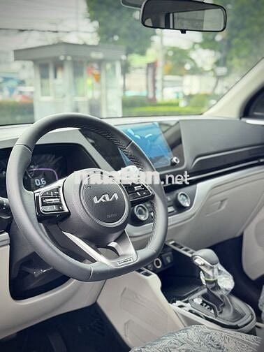 ƯU ĐÃI CỰC KHỦNG KIA XE SẴN KIA CAREN LUXURY