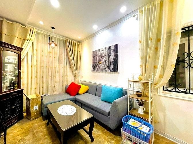 Duy Nhất!Bán nhà phố VIP Thái Hà 60m2,MT:4,2m,oto đỗ,để ở & KD,16,8tỷ.