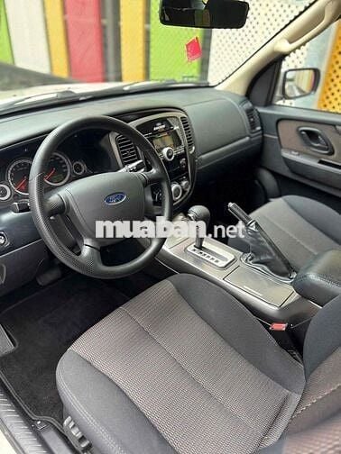 Ford Escape 2009 XLT 2.3L 4x2 AT - 30000 km