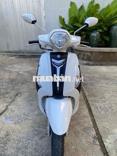 Grande trắng xe đẹ máy rin êm chính chủ