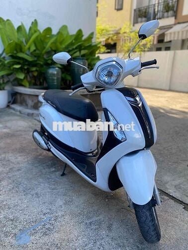 Grande trắng xe đẹ máy rin êm chính chủ