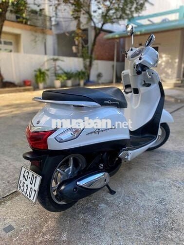 Grande trắng xe đẹ máy rin êm chính chủ
