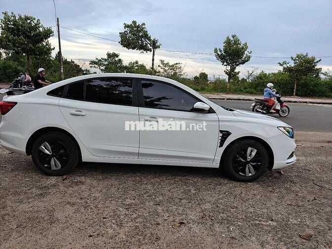 Bán xe MG5 chính chủ mua mới siêu lướt 16000km