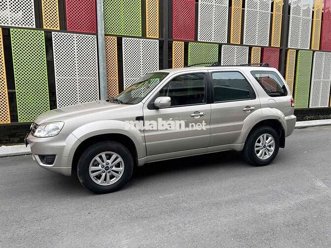 Ford Escape 2009 XLT 2.3L 4x2 AT - 30000 km