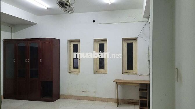 Mặt bằng kinh doanh 20m2 đường Tân Sơn, q. Tân Bình