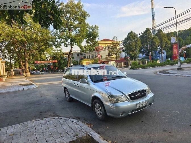 Kia Carnival GS 2.5 AT 2009 - 126 Triệu