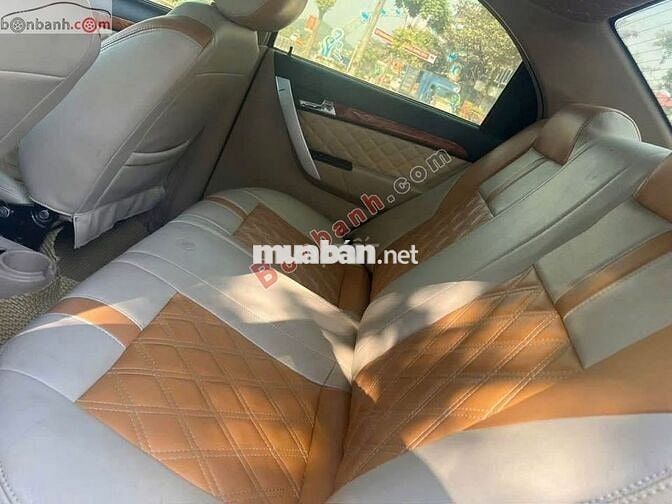 Chevrolet Aveo 1.5 MT 2012 - 98 Triệu