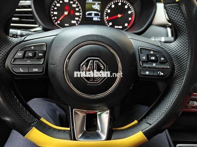 Bán xe MG5 chính chủ mua mới siêu lướt 16000km
