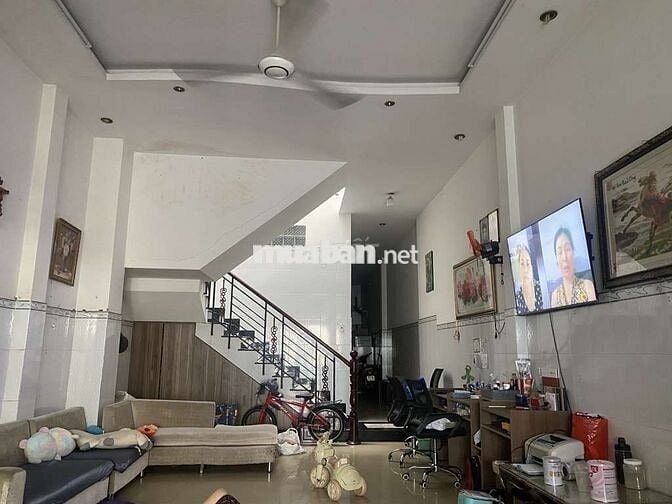 110m2 - 9,5 TỶ Tân Thới nhất -mặt tiền chợ lạc qoan -2 Lầu - HXH-thông