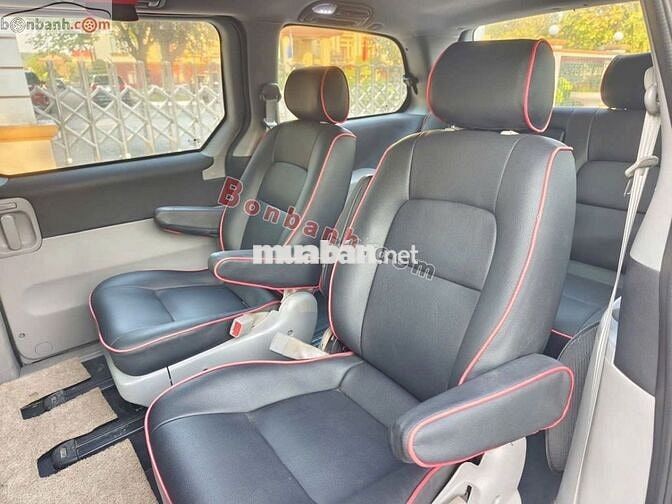Kia Carnival GS 2.5 AT 2009 - 126 Triệu