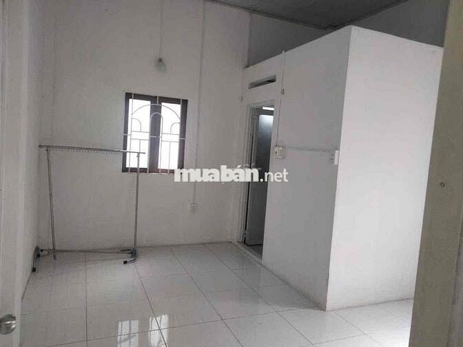 Cho thuê NC - 2pn 1 trệt 1 lầu - Phan Văn Trị - p11 - Bình Thạnh