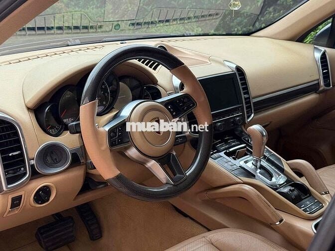 Porsche Cayenne 2011 bảo hành 1 năm