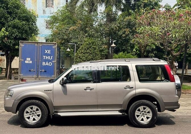 FORD EVEREST 2009 MÁY DẦU SỐ TỰ ĐỘNG
