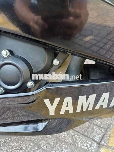 moto Yamaha R15 12/2020 đi đúng 4.178km chính chủ.