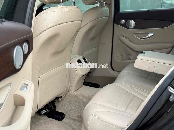 cần bán c200 exclusive xs 2021 tên cty