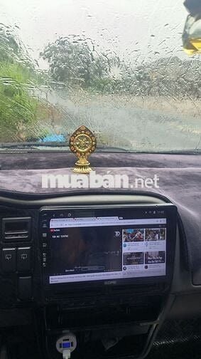 Isuzu hi lander 2004 màu đen 8chỗ ngồi