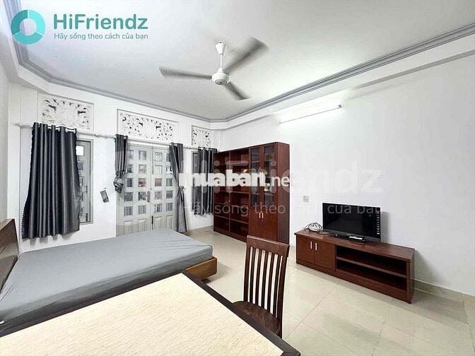 Studio Balcon 30m2 Full New Ngay Nhật Tảo ĐH Kinh Tế UEH Quận 10