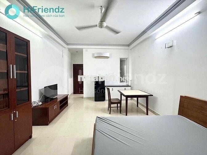 Studio Balcon 30m2 Full New Ngay Nhật Tảo ĐH Kinh Tế UEH Quận 10