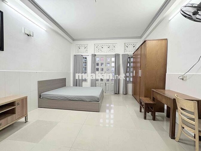 Cho Thuê Căn Hộ Studio Ban Công Thang Máy Full NT Ngay Bà Hạt Quận 10